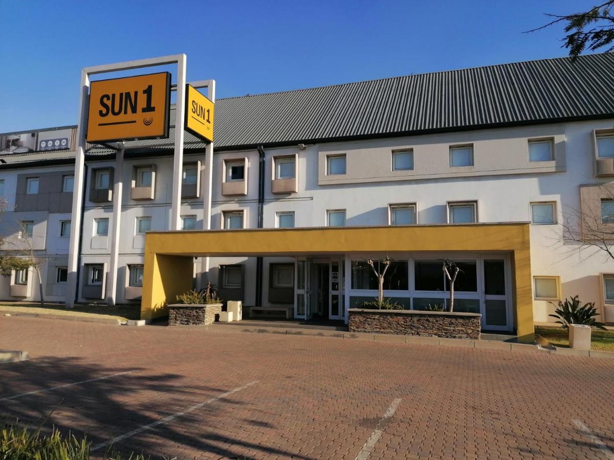 Sun1 Witbank Hotel Екстериор снимка